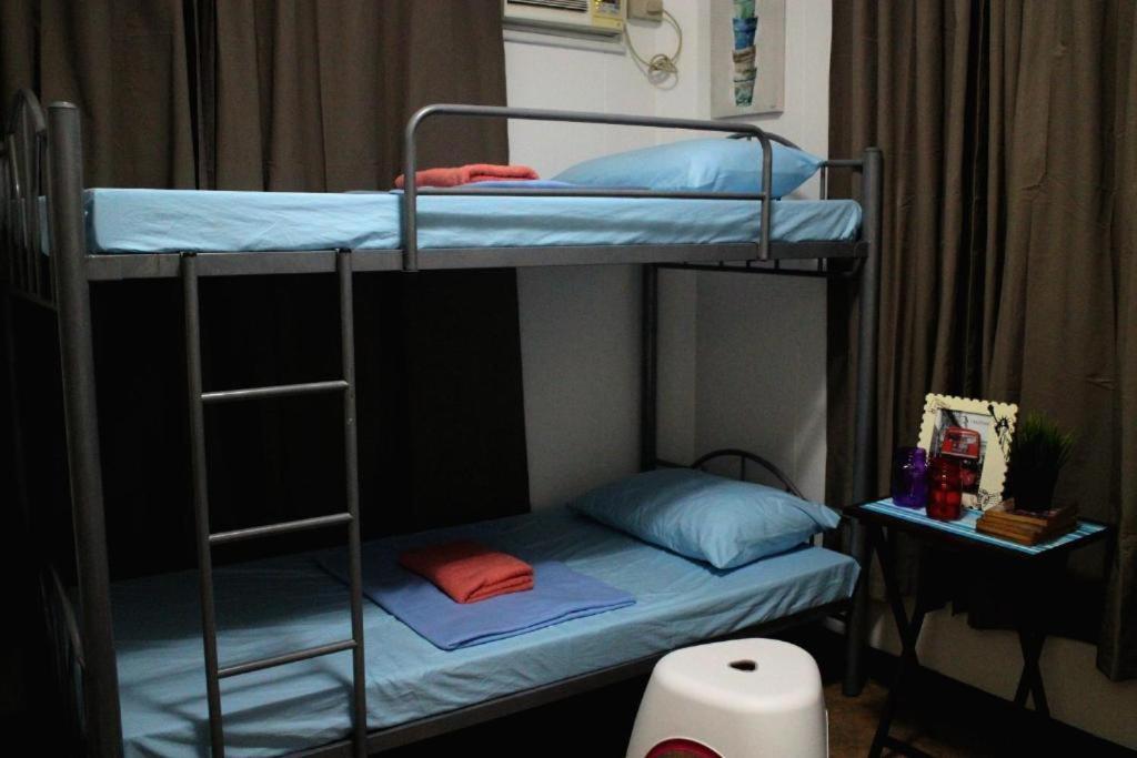 Tropical Breeze Hostel Cebu - Cebu Center 外观 照片